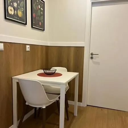Apartament Romantic And Renewed 1 Bedroom In Campolide - 2s *