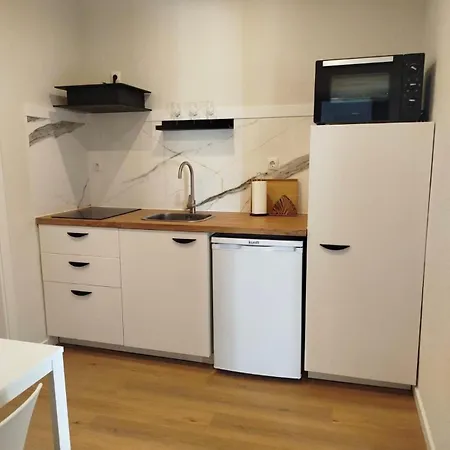 Apartament Romantic And Renewed 1 Bedroom In Campolide - 2s *